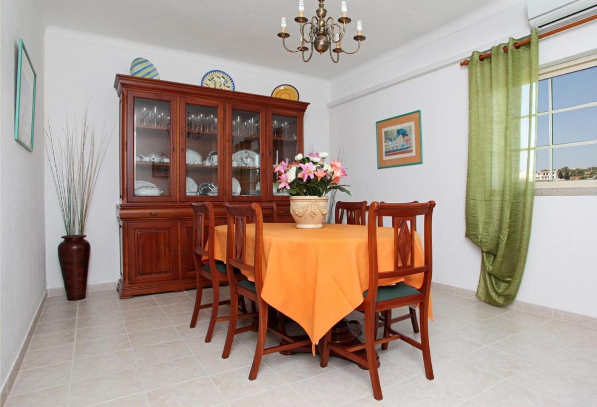 Duarte Villa